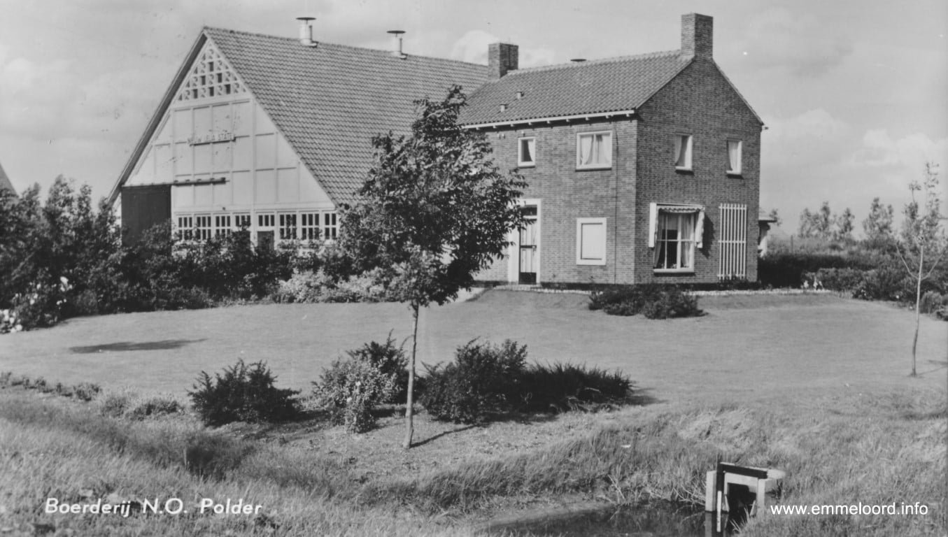 Schokbetonschuur-10.jpg Schokbetonschuur-10.jpg